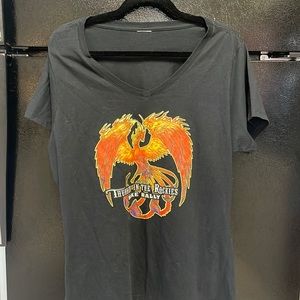 Rally shirt. Smoke free home. No size tag but appears to be large